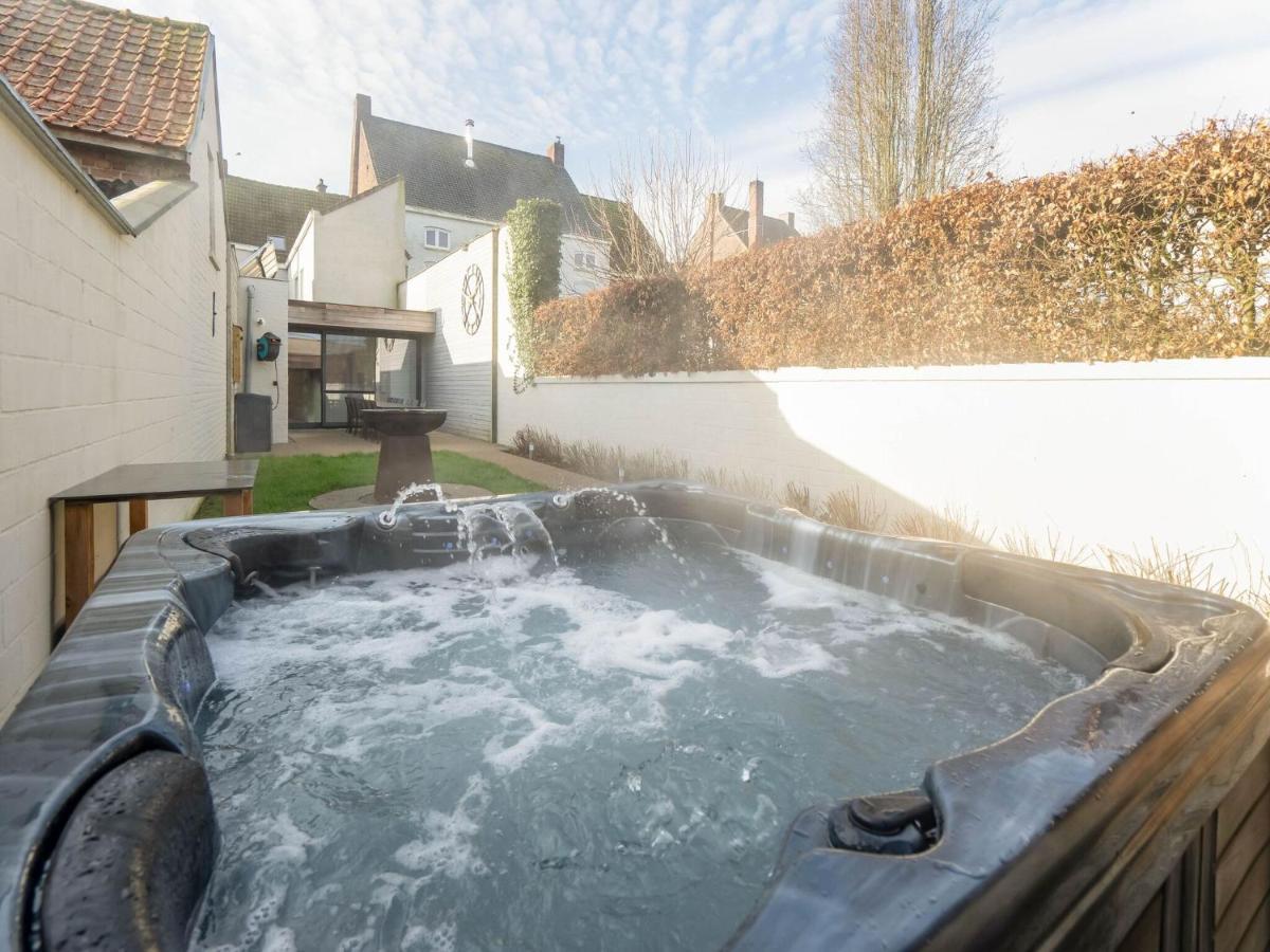 Lovely Holiday Home In Roesbrugge With Sauna And Bubble Bath Exterior foto