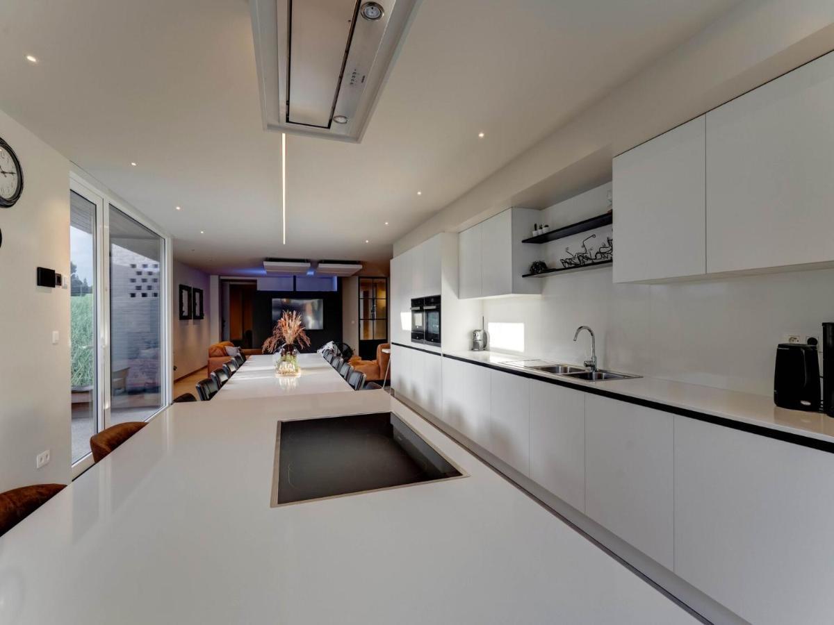 Lovely Holiday Home In Roesbrugge With Sauna And Bubble Bath Exterior foto